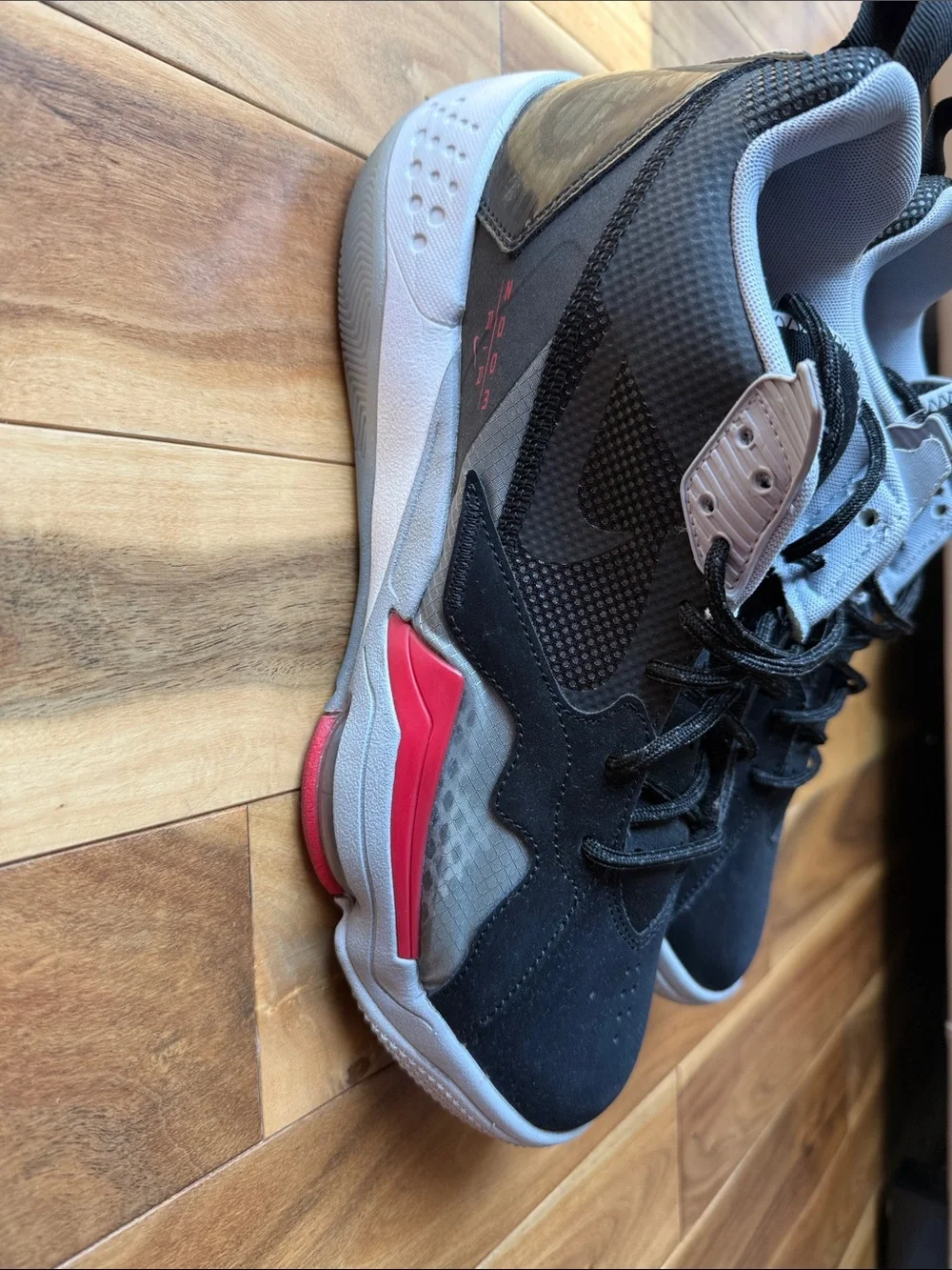 Jordan Men's Black, White & Pink Athletic Shoes